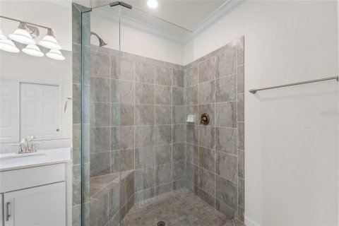 Touwnhouse à vendre à Lakewood Ranch, Floride: 3 chambres, 162.39 m2 № 2167075 - photo 16