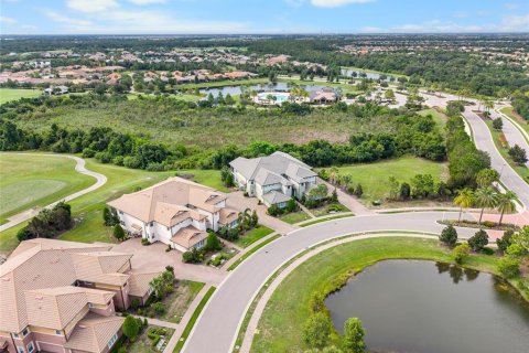 Touwnhouse à vendre à Lakewood Ranch, Floride: 3 chambres, 162.39 m2 № 2167075 - photo 28