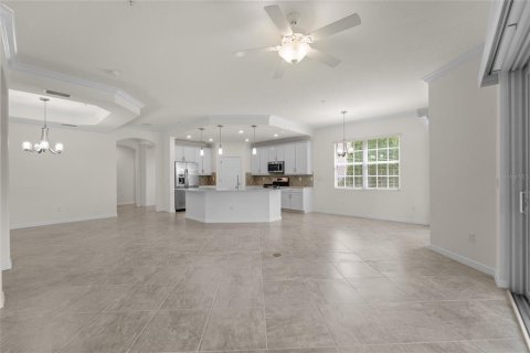 Touwnhouse à vendre à Lakewood Ranch, Floride: 3 chambres, 162.39 m2 № 2167075 - photo 11