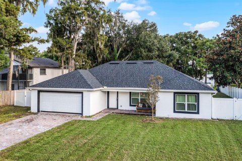Casa en venta en Orlando, Florida, 4 dormitorios, 164.53 m2 № 1917780 - foto 1