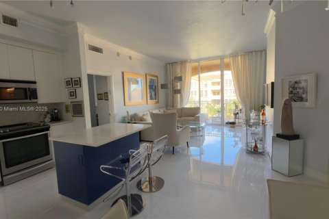 Condominio en Aventura, Florida, 2 dormitorios  № 2078877
