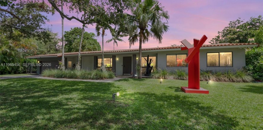 Дом в Пайнкрест, Флорида 3 спальни, 190.64м2 № 2031200