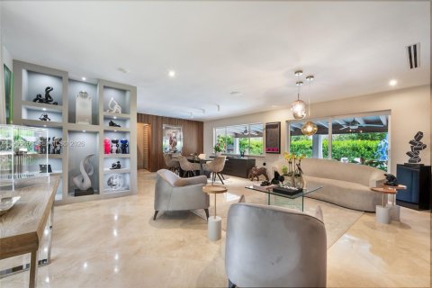 Снять в аренду виллу или дом в Пайнкрест, Флорида 3 спальни, 190.64м2, № 2031200 - фото 4