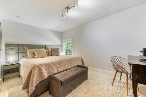 Снять в аренду виллу или дом в Пайнкрест, Флорида 3 спальни, 190.64м2, № 2031200 - фото 13