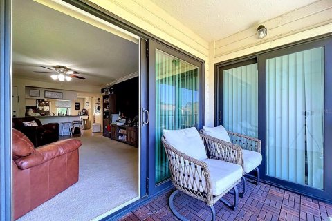 Condo in Oldsmar, Florida, 2 bedrooms № 2118977 - photo 26