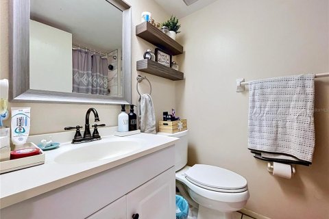 Condo in Oldsmar, Florida, 2 bedrooms № 2118977 - photo 14