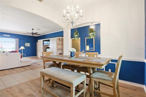 Купить виллу или дом в Энглвуд, Флорида 9 комнат, 260.13м2, № 2107826 - фото 11