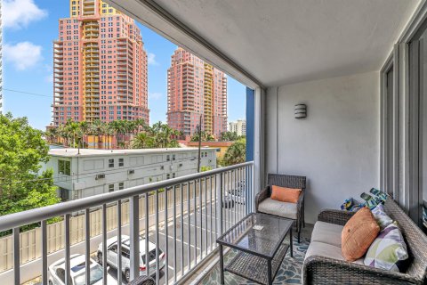 Condo in Fort Lauderdale, Florida, 1 bedroom № 2280787 - photo 27