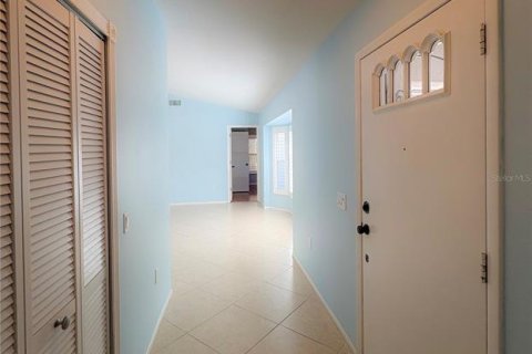 Villa ou maison à louer à Bradenton, Floride: 3 chambres, 167.04 m2 № 2429293 - photo 16
