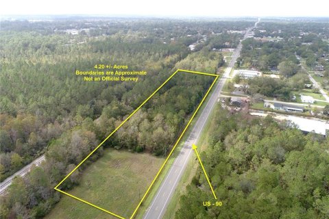 Terreno en venta en Macclenny, Florida № 1559378 - foto 1