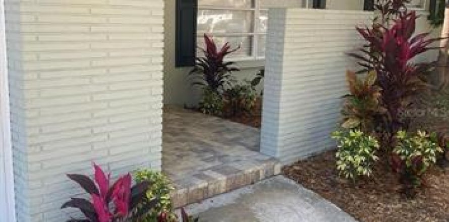 Casa en Clearwater, Florida 3 dormitorios, 123.56 m2 № 1823300