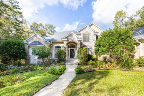 Casa en venta en Gainesville, Florida, 4 dormitorios, 410.54 m2 № 1554702 - foto 1