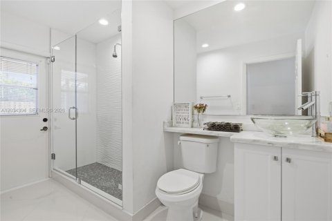 House in Boca Raton, Florida 4 bedrooms, 215.72 sq.m. № 2251135 - photo 27