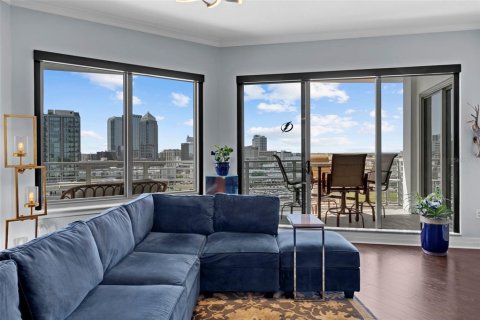 Copropriété à louer à Tampa, Floride: 2 chambres, 124.3 m2 № 1616595 - photo 5