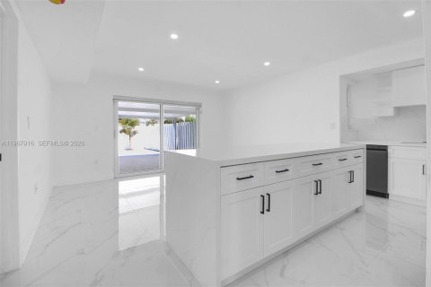 Купить виллу или дом в Майами, Флорида 4 спальни, 168.71м2, № 2049147 - фото 20