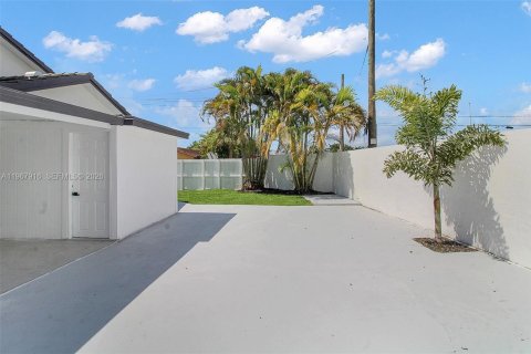 Купить виллу или дом в Майами, Флорида 4 спальни, 168.71м2, № 2049147 - фото 23