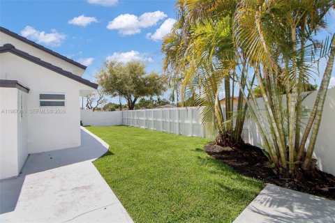 Купить виллу или дом в Майами, Флорида 4 спальни, 168.71м2, № 2049147 - фото 24