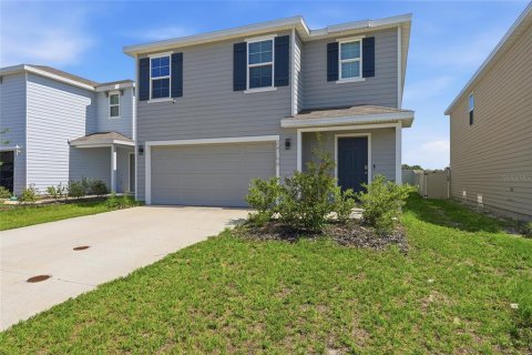House in Newberry, Florida 5 bedrooms, 220.18 sq.m. № 2148481 - photo 25