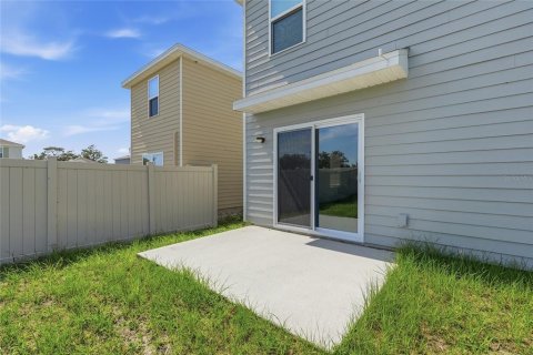 House in Newberry, Florida 5 bedrooms, 220.18 sq.m. № 2148481 - photo 29
