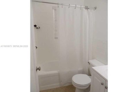 Снять в аренду квартиру в Майами-Бич, Флорида № 1991939 - фото 2