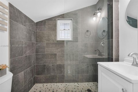Купить виллу или дом в Майами-Шорс, Флорида 3 спальни, 96.71м2, № 2243072 - фото 30