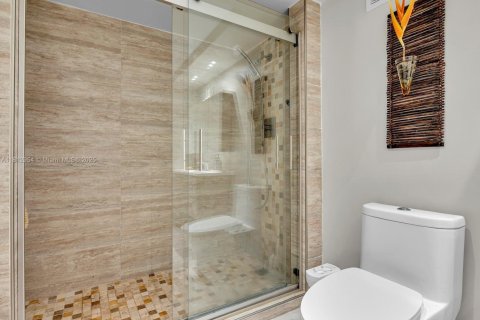 Купить кондоминиум в Уэстон, Флорида 2 спальни, 114.73м2, № 1758494 - фото 10