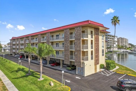 Condo in Clearwater, Florida, 2 bedrooms  № 1768111 - photo 2
