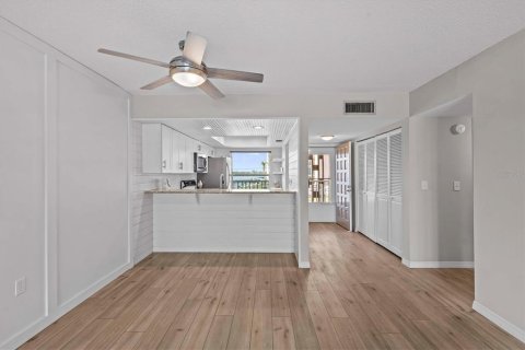 Condo in Clearwater, Florida, 2 bedrooms  № 1768111 - photo 13