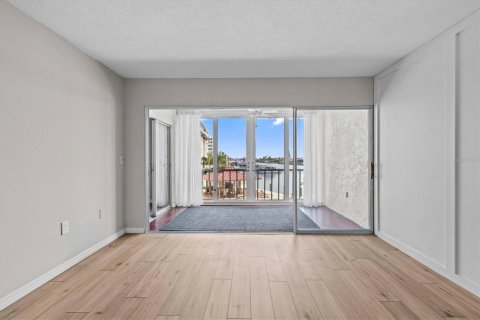 Condo in Clearwater, Florida, 2 bedrooms  № 1768111 - photo 21