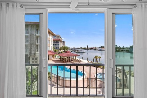 Condo in Clearwater, Florida, 2 bedrooms  № 1768111 - photo 24