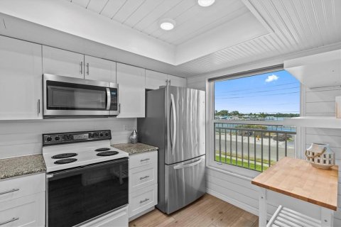Condo in Clearwater, Florida, 2 bedrooms  № 1768111 - photo 6