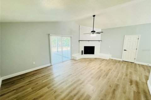 House in Sanford, Florida 4 bedrooms, 164.72 sq.m. № 1689955 - photo 6