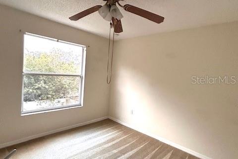 Casa en alquiler en Kissimmee, Florida, 4 dormitorios, 264.49 m2 № 2109412 - foto 9