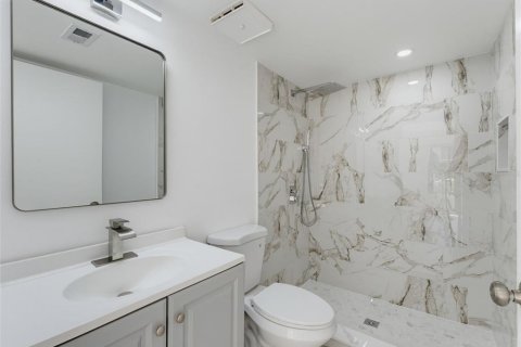 Copropriété à vendre à Tarpon Springs, Floride: 2 chambres, 89.56 m2 № 2222253 - photo 12