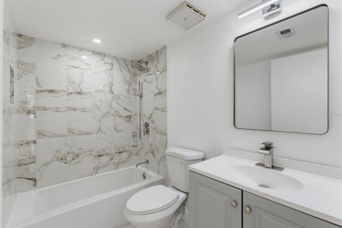 Copropriété à vendre à Tarpon Springs, Floride: 2 chambres, 89.56 m2 № 2222253 - photo 18