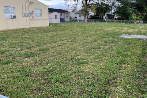 Снять в аренду виллу или дом в Холливуд, Флорида 2 спальни, 138.05м2, № 2052065 - фото 7