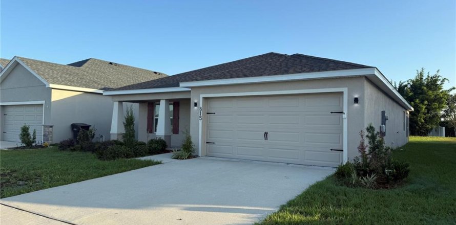 Villa ou maison à Auburndale, Floride 4 chambres, 160.72 m2 № 2224871