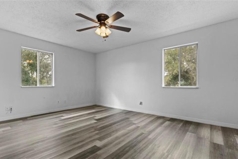Copropriété à vendre à Gainesville, Floride: 2 chambres, 93.18 m2 № 1760308 - photo 7