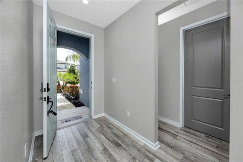 House in Land O' Lakes, Florida 3 bedrooms, 209.87 sq.m. № 1886387 - photo 7