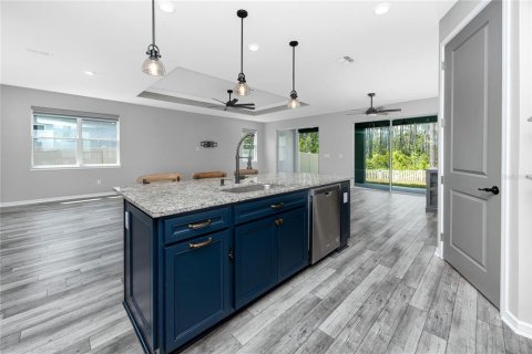 House in Land O' Lakes, Florida 3 bedrooms, 209.87 sq.m. № 1886387 - photo 27