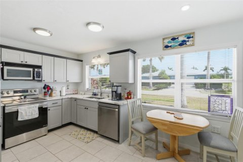 Casa en venta en Punta Gorda, Florida, 3 dormitorios, 145.58 m2 № 2212959 - foto 18