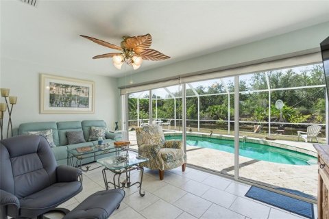 Casa en venta en Punta Gorda, Florida, 3 dormitorios, 145.58 m2 № 2212959 - foto 10