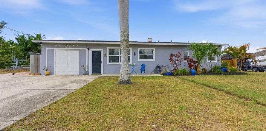 Casa en Punta Gorda, Florida 3 dormitorios, 145.58 m2 № 2212959