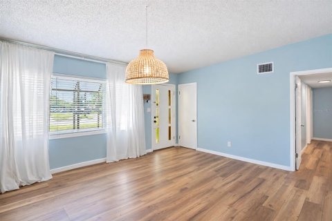 Villa ou maison à vendre à Orlando, Floride: 3 chambres, 143.91 m2 № 2286974 - photo 5