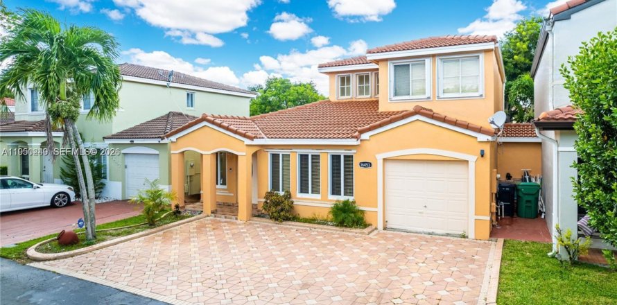 Таунхаус в Майами, Флорида 3 спальни, 138.42м2 № 2005777