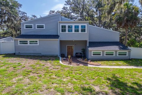 House in Riverview, Florida 3 bedrooms, 303.7 sq.m. № 2157327 - photo 12