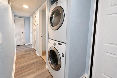 Condominio en alquiler en Clearwater, Florida, 3 dormitorios, 98.94 m2 № 2425992 - foto 18