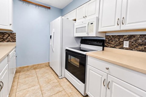 Condominio en alquiler en Clearwater, Florida, 3 dormitorios, 98.94 m2 № 2425992 - foto 16
