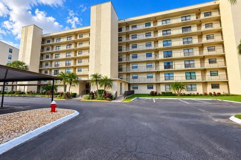 Condominio en alquiler en Clearwater, Florida, 3 dormitorios, 98.94 m2 № 2425992 - foto 27