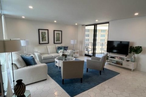 Condo in Riviera Beach, Florida, 2 bedrooms  № 2247090 - photo 11